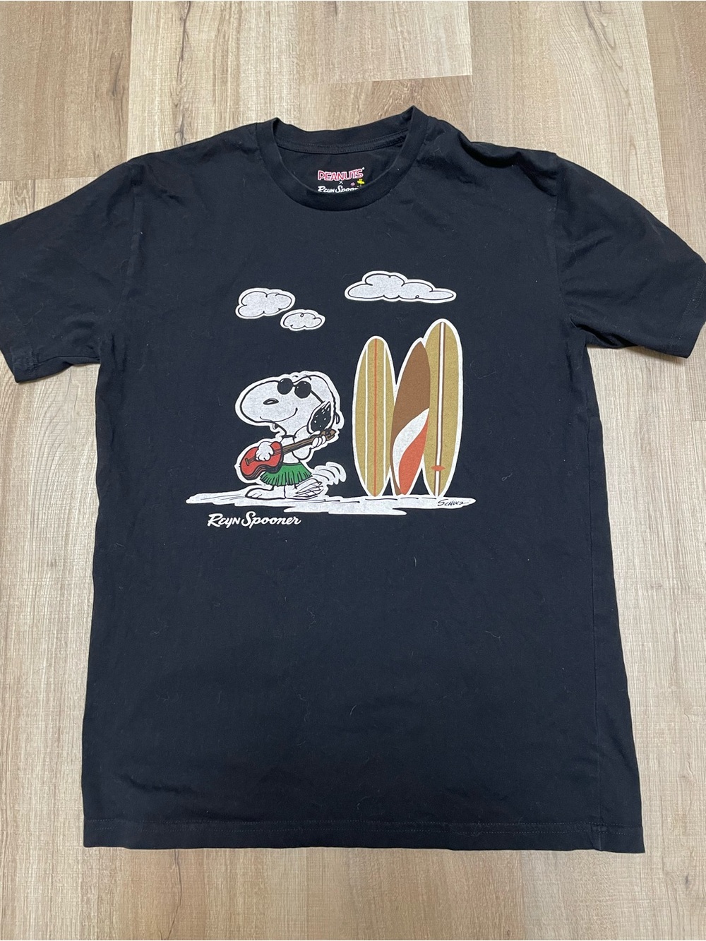 Reyn Spooner X Peanuts Black Snoopy Surf T-Shirt